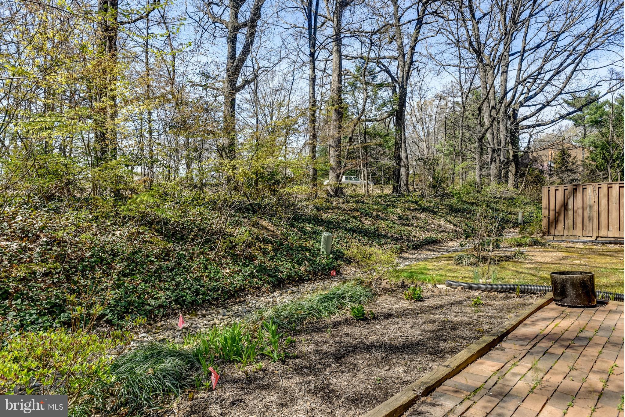 1771 Wainwright Drive Reston, VA 20190 - Photo 29 of 30 Exterior (Rear)