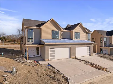 $650,000 | 9565 Jupiter Street, Lenexa, KS 66219