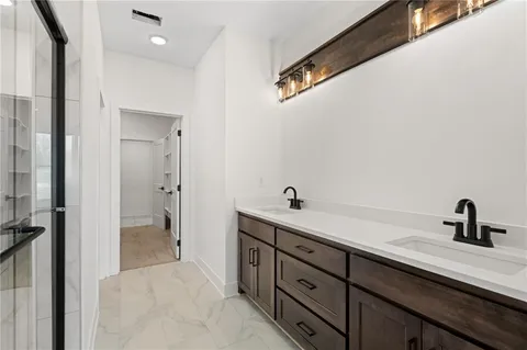 $600,000 | 9565 Jupiter Street, Lenexa, KS 66219