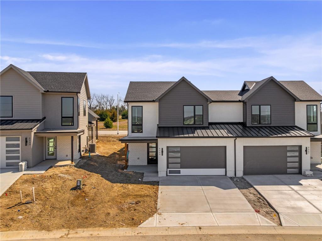 9565 Jupiter Street Lenexa, KS 66219 - Photo 2 of 34