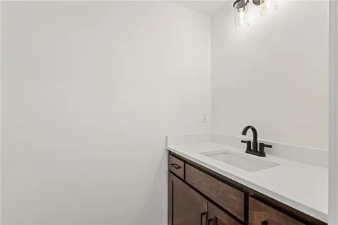 $600,000 | 9565 Jupiter Street, Lenexa, KS 66219