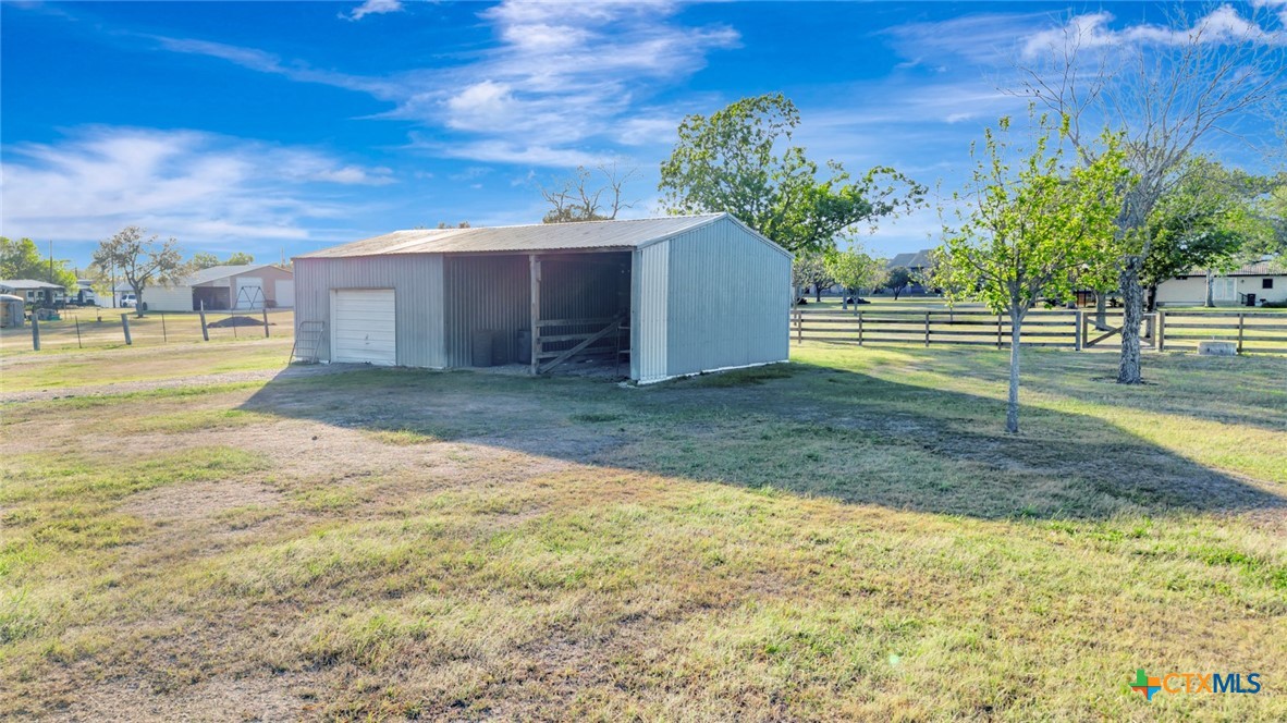 293 County Road 406 Edna, TX 77957 - Photo 45 of 48 a view of a backyard