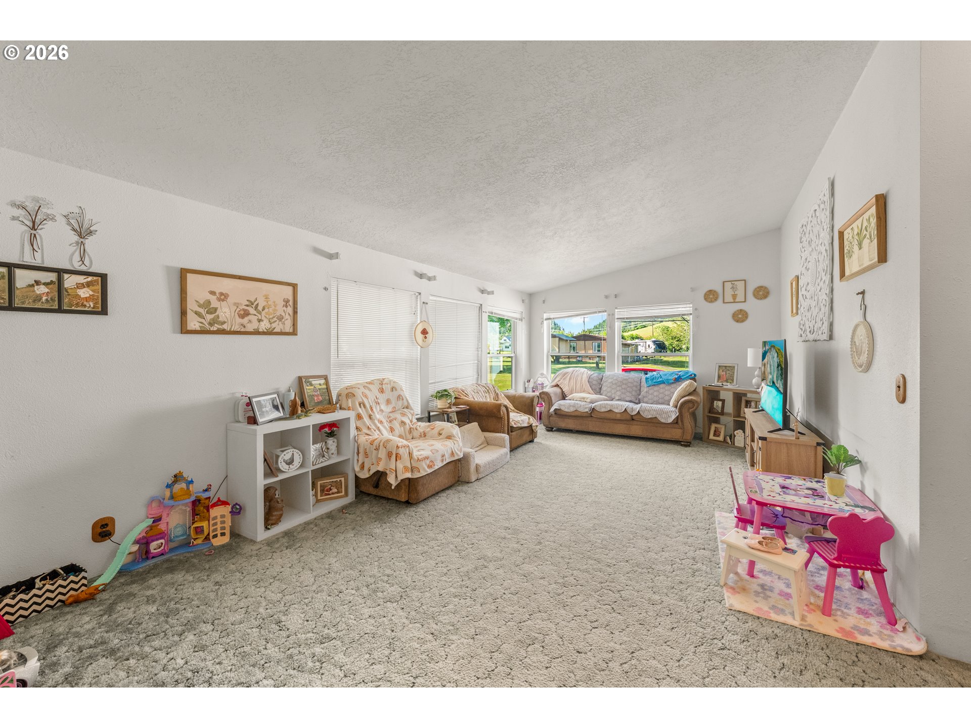 503 Old Pioneer Road Sutherlin, OR 97479 - Photo 10 of 48