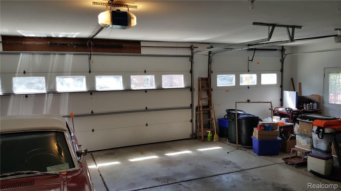 8992 Rucker Road Grosse Ile, MI 48138 - Photo 40 of 40 3 car garage