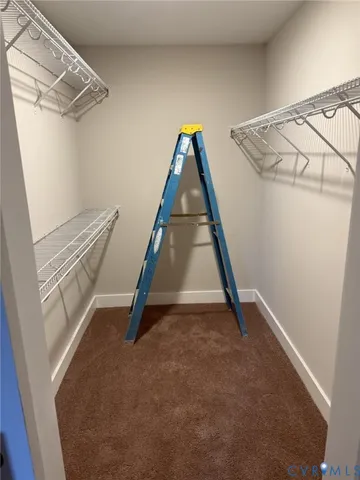 $2,400 | 325 Yorktown Drive, Colonial Heights, VA 23834