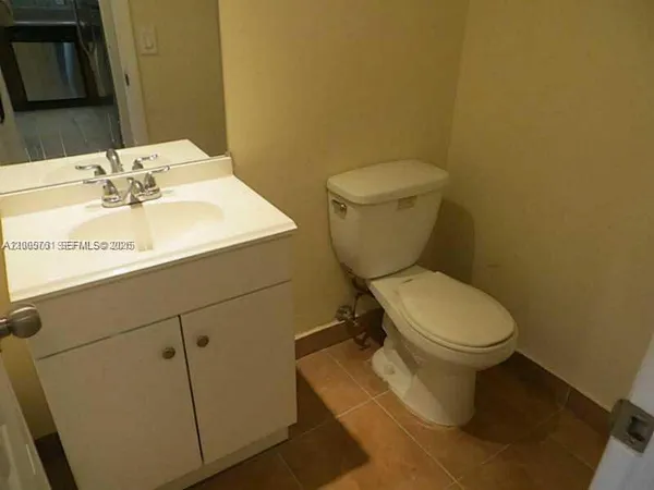 $1,500 | 2025 Northeast 164th Street, Unit 312, North Miami Beach, FL 33162
