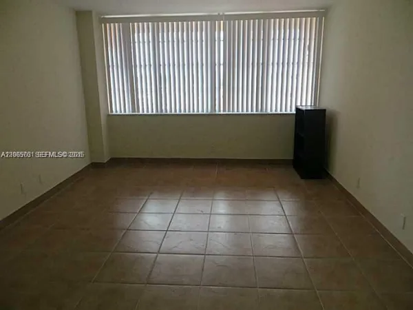 $1,500 | 2025 Northeast 164th Street, Unit 312, North Miami Beach, FL 33162