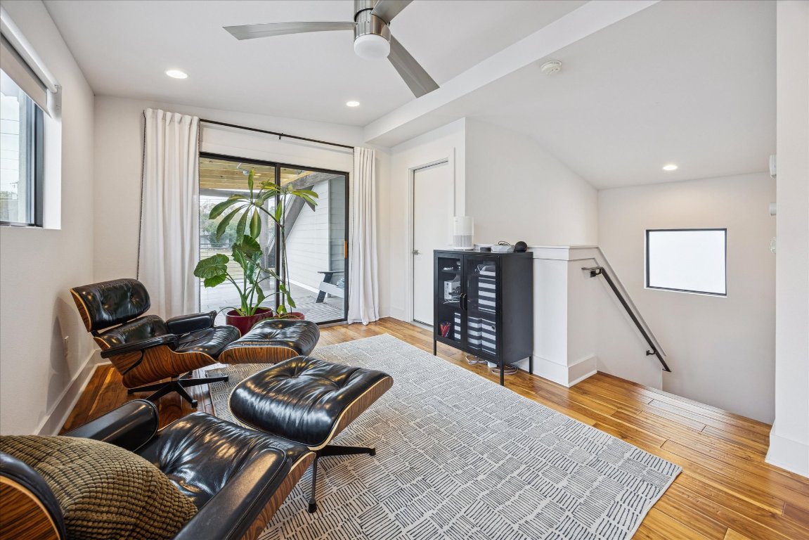 1011 East 12th Street Austin, TX 78702 - Photo 13 of 30 Top floor (3rd) with covered terrace.