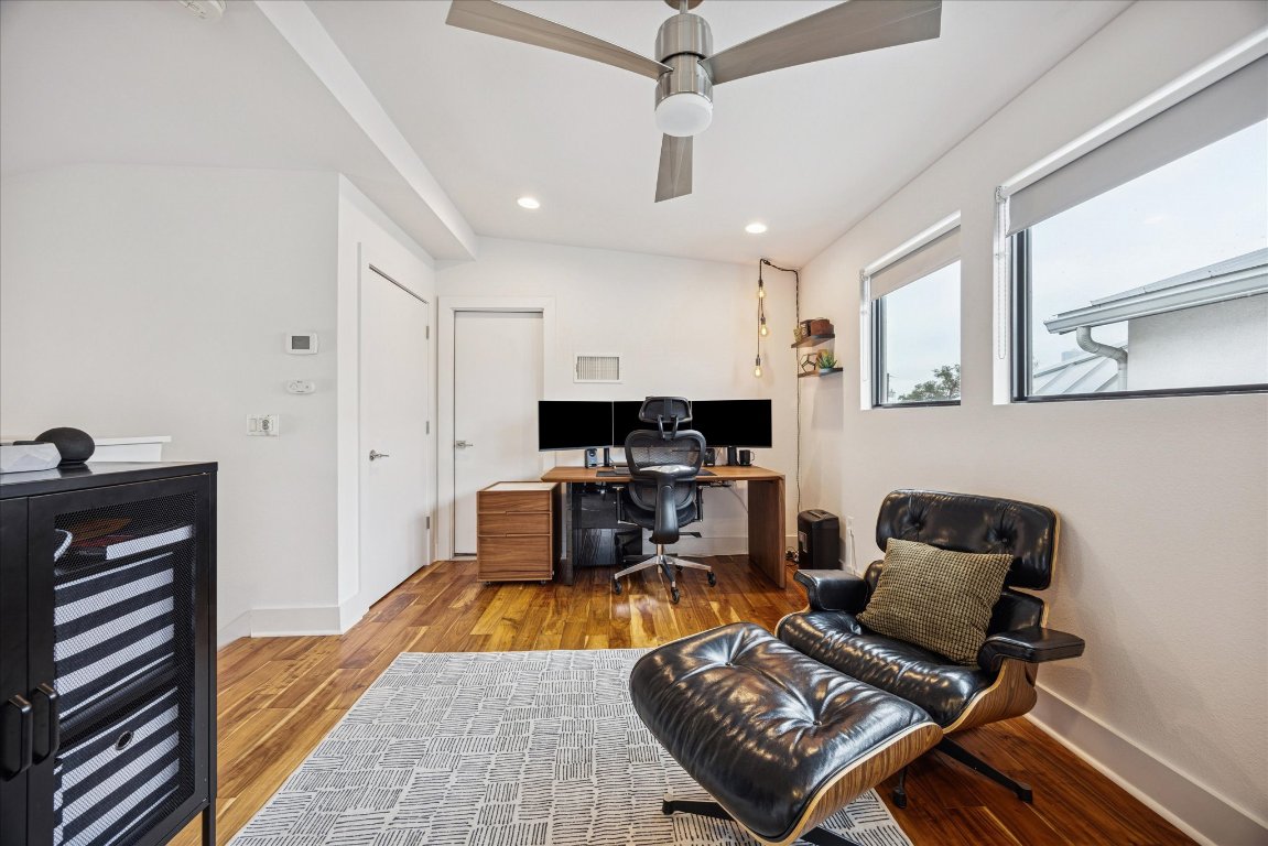 1011 East 12th Street Austin, TX 78702 - Photo 14 of 30 3rd floor office and game room area