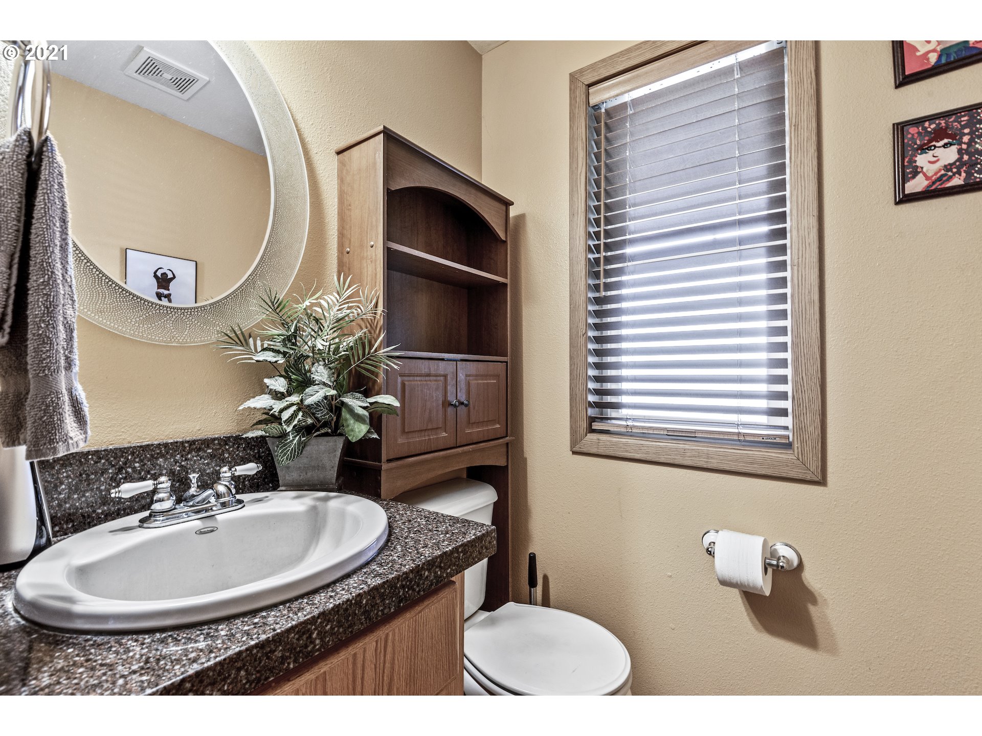161 Vermillion Road Kelso, WA 98626 - Photo 11 of 32 Gallery Image 11