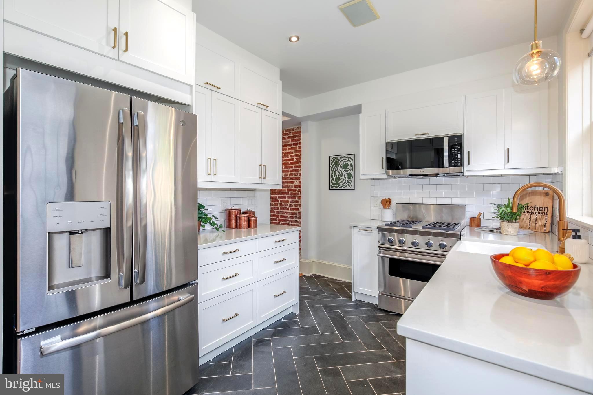 307 11th Street Northeast Washington, DC 20002 - Photo 12 of 41