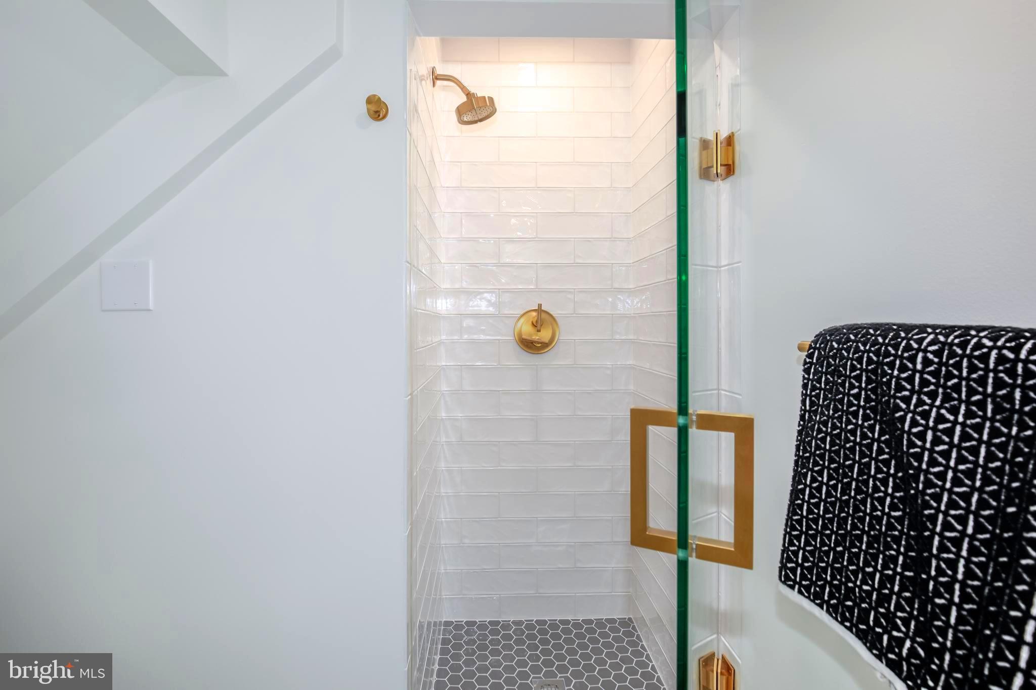 307 11th Street Northeast Washington, DC 20002 - Photo 18 of 41