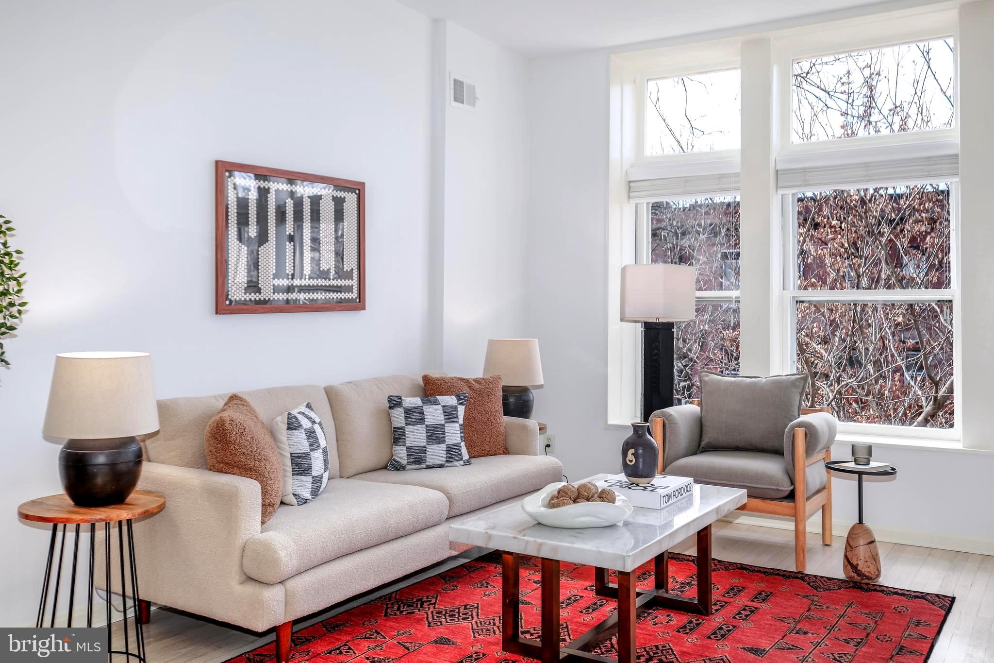 307 11th Street Northeast Washington, DC 20002 - Photo 22 of 41 2nd floor living room