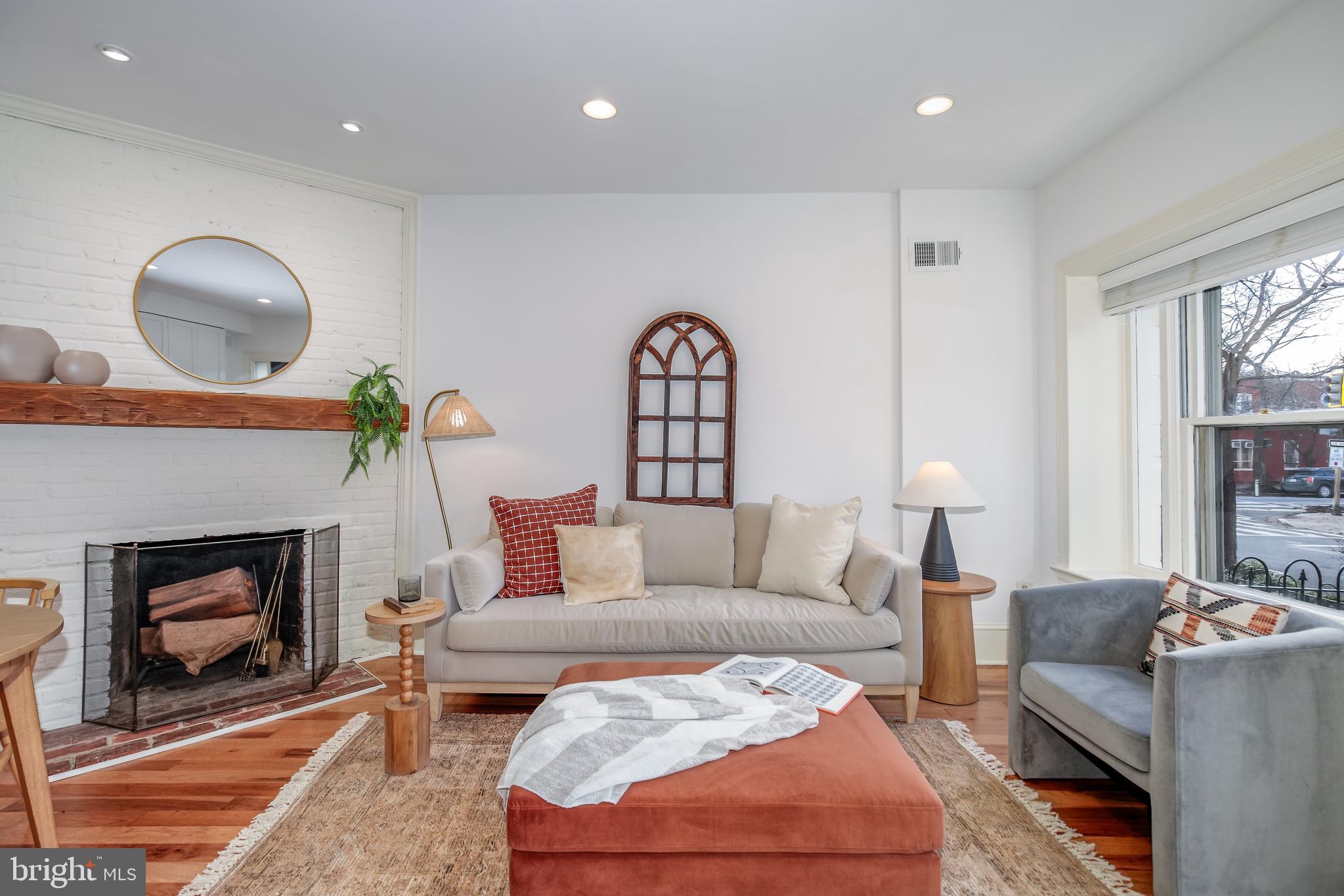 307 11th Street Northeast Washington, DC 20002 - Photo 6 of 41