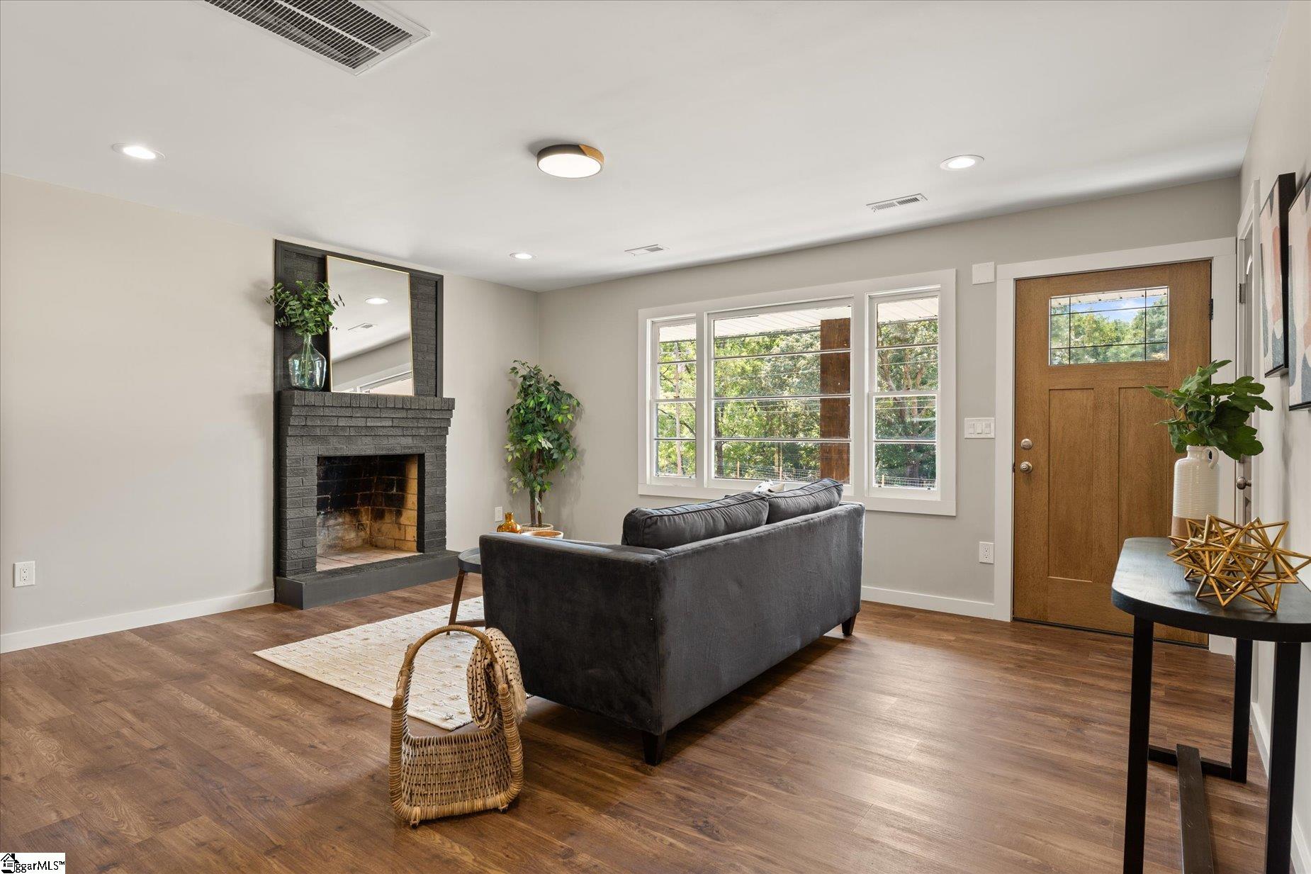 813 Old Stone Church Road Clemson, SC 29631 - Photo 10 of 45