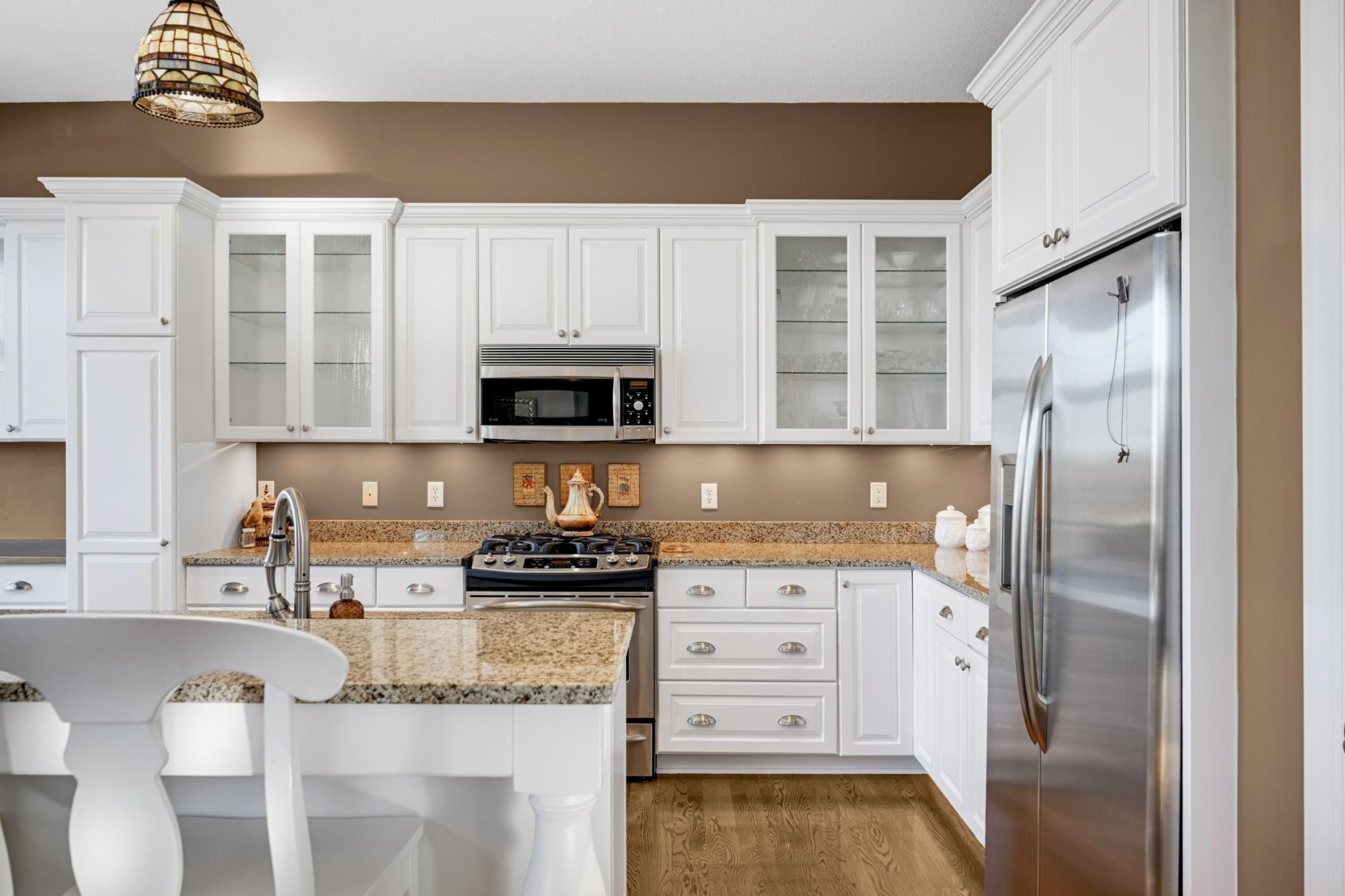 1356 Riverside Lane Mendota Heights, MN 55118 - Photo 17 of 43