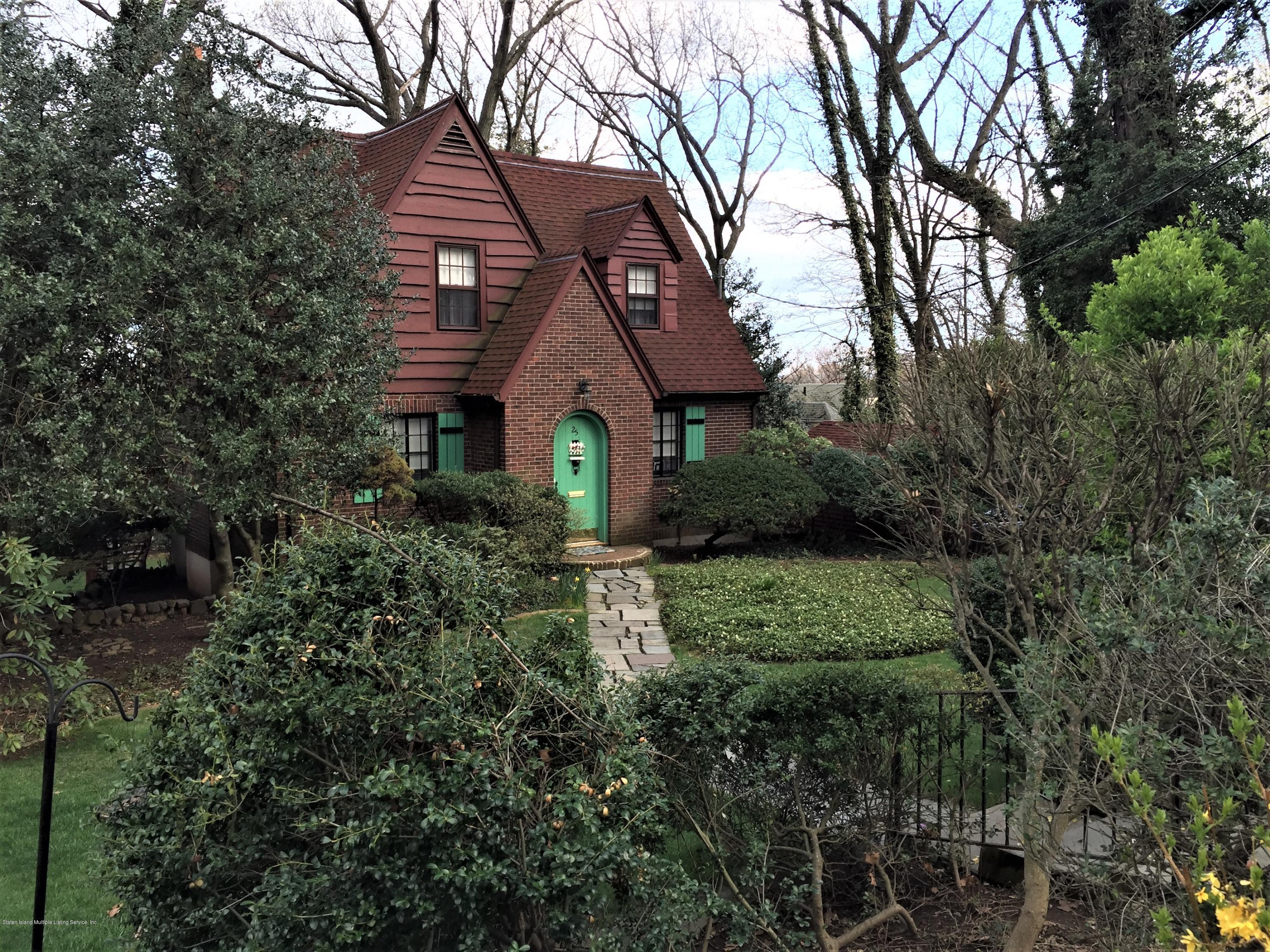 25 Starlight Road Staten Island, NY 10301 - Photo 37 of 44 IMG_4896