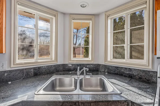 $334,900 | 710 West Benton Avenue, Nampa, ID 83651