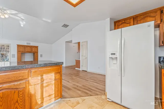 $334,900 | 710 West Benton Avenue, Nampa, ID 83651