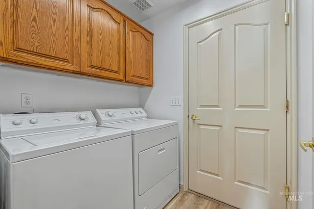 $334,900 | 710 West Benton Avenue, Nampa, ID 83651