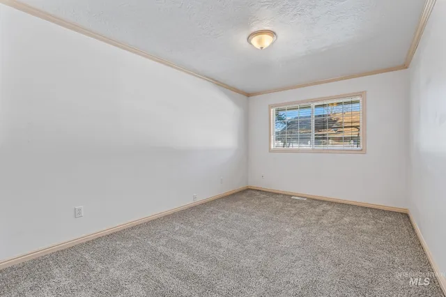 $334,900 | 710 West Benton Avenue, Nampa, ID 83651