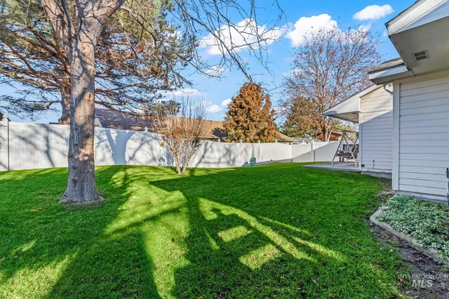 $334,900 | 710 West Benton Avenue, Nampa, ID 83651