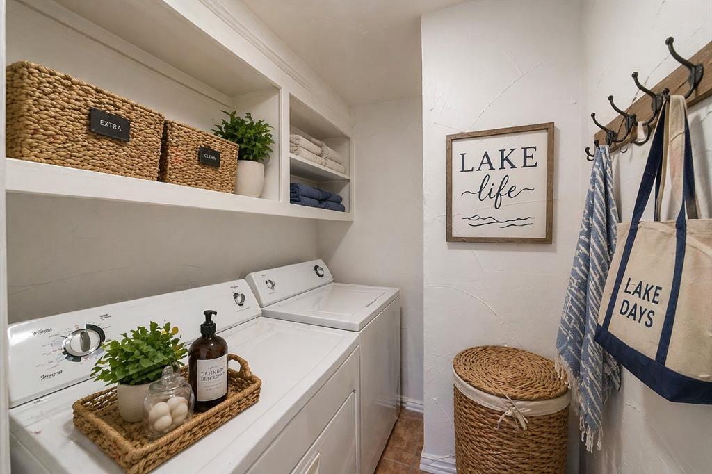 9999 Boat Club Road, Unit 311 Fort Worth, TX 76179 - Photo 8 of 25 a utility room with dryer and washer
