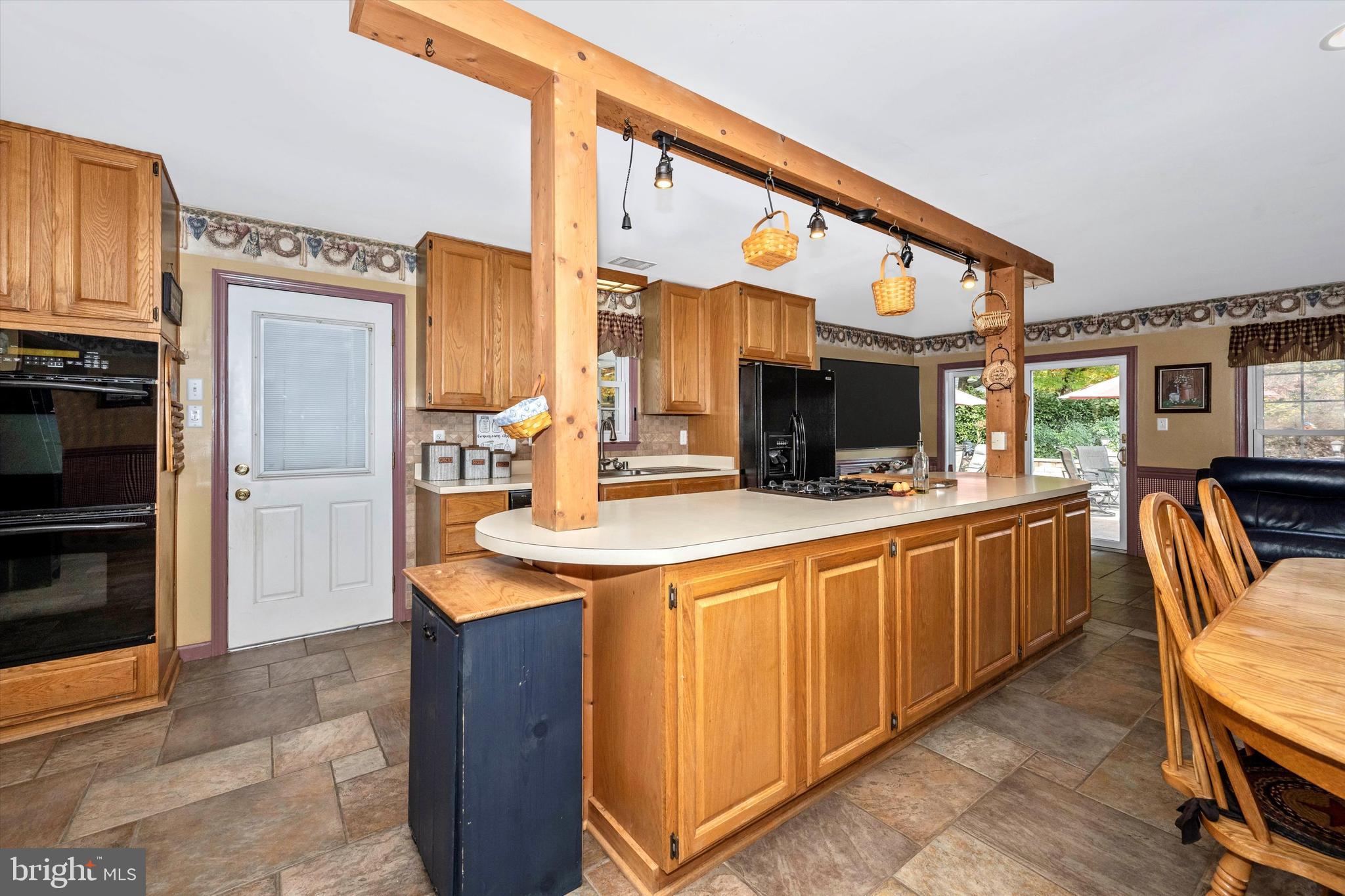 25125 Seneca View Court Gaithersburg, MD 20882 - Photo 8 of 64