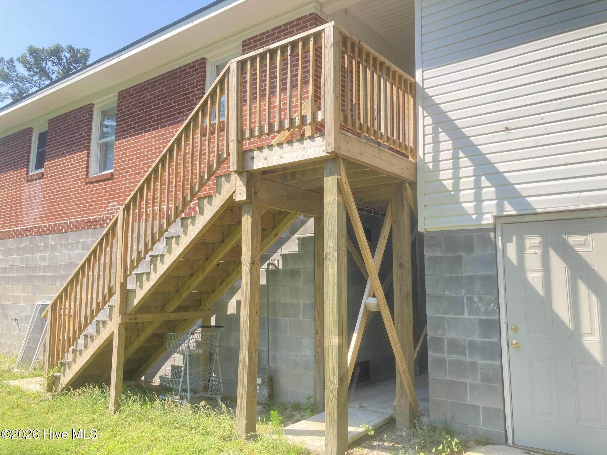 2012 Opal Street New Bern, NC 28560 - Photo 10 of 44