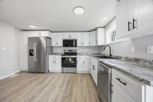 $279,000 | 1108 18th Street North, Fargo, ND 58102