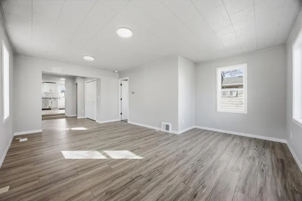 $279,000 | 1108 18th Street North, Fargo, ND 58102