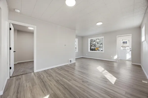 $279,000 | 1108 18th Street North, Fargo, ND 58102