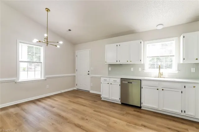 $1,680 | 3350 Rosemont Avenue, Winston-Salem, NC 27127