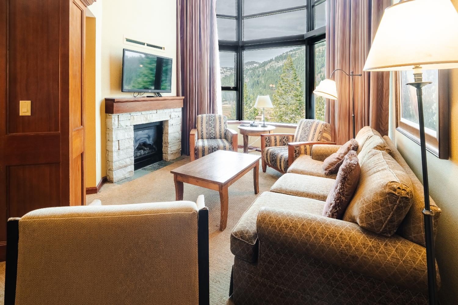 400 Resort Road, Unit 834 Olympic Valley, CA 96146 - Photo 2 of 19