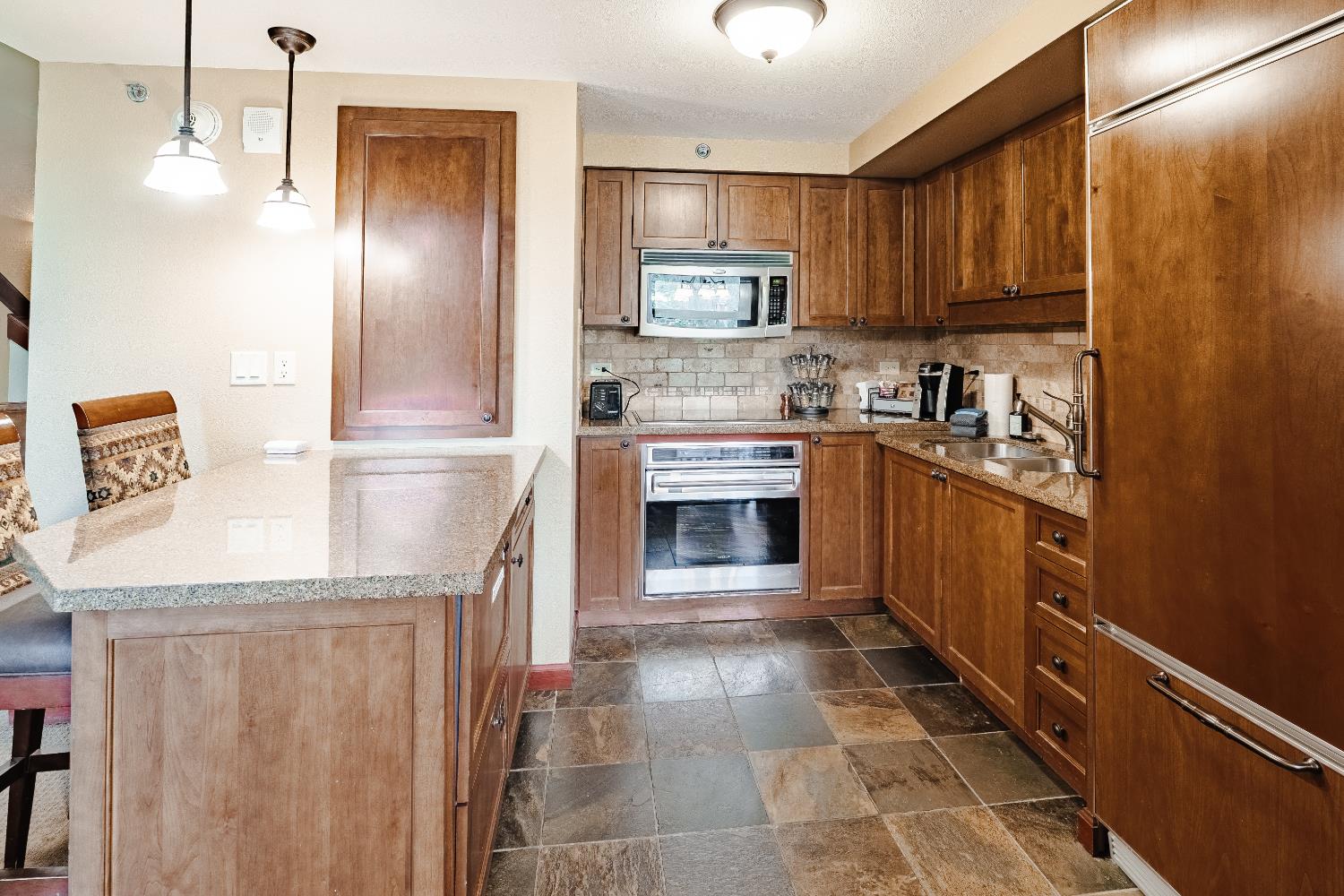 400 Resort Road, Unit 834 Olympic Valley, CA 96146 - Photo 6 of 19