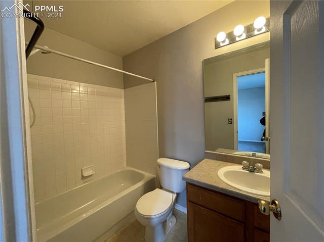1729 Keswick Road Colorado Springs, CO 80906 - Photo 8 of 13