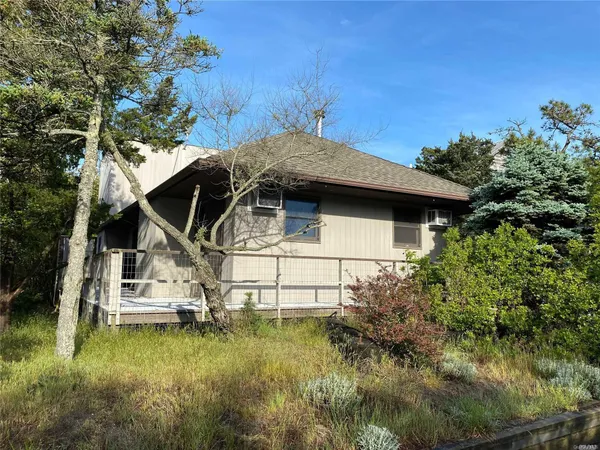 $40,000 | 373 Dehnhoff Walk, Ocean Beach, NY 11770