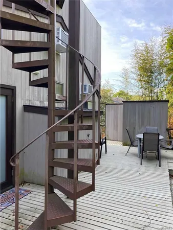 $40,000 | 373 Dehnhoff Walk, Ocean Beach, NY 11770