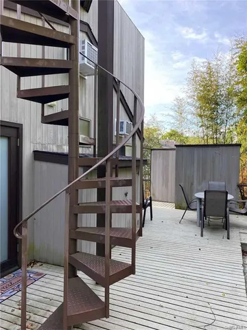 $40,000 | 373 Dehnhoff Walk, Ocean Beach, NY 11770