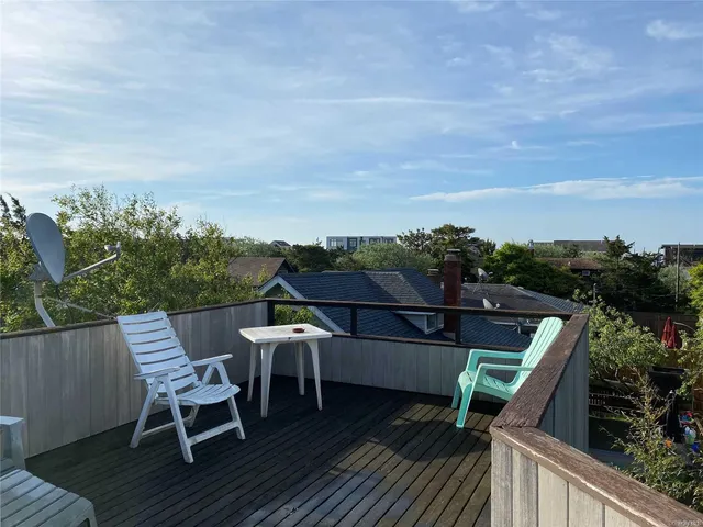 $40,000 | 373 Dehnhoff Walk, Ocean Beach, NY 11770