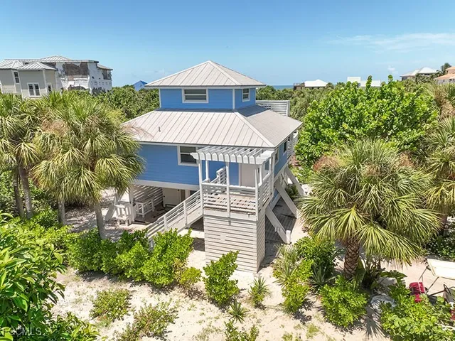 $684,900 | 4561 Smugglers Drive, Upper Captiva, FL 33924