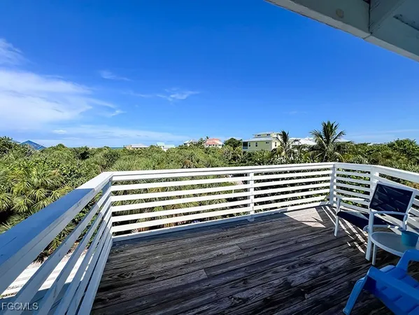 $674,900 | 4561 Smugglers Drive, Upper Captiva, FL 33924