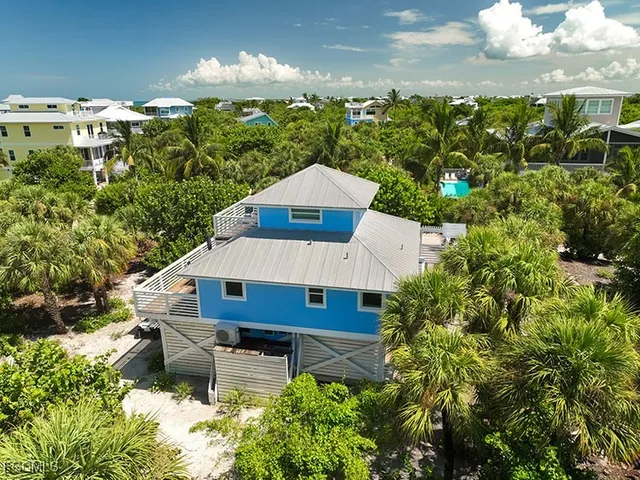 $684,900 | 4561 Smugglers Drive, Upper Captiva, FL 33924
