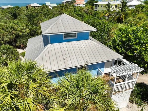 $674,900 | 4561 Smugglers Drive, Upper Captiva, FL 33924