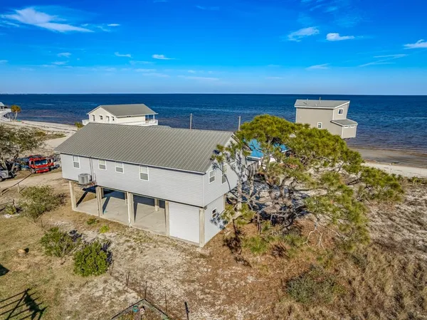 $599,000 | 8 Bass Street, Alligator Point, FL 32346
