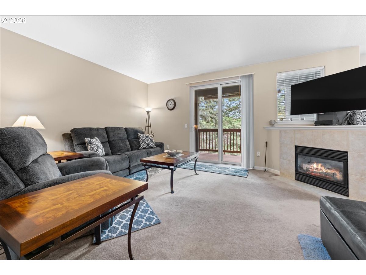 4604 Southwest 11th Street Gresham, OR 97080 - Photo 9 of 35