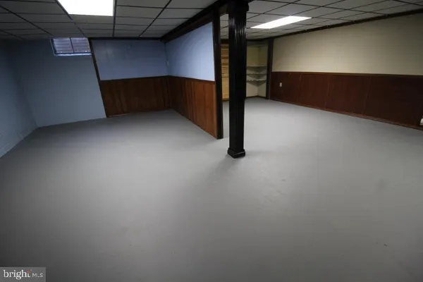 a view of walk in closet