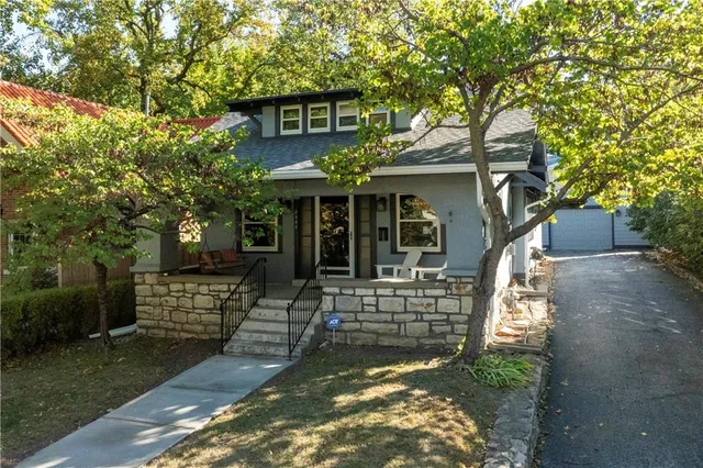 $575,000 | 6405 Wyandotte Street, Kansas City, MO 64113