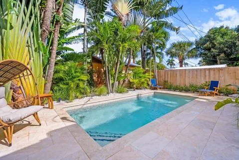 $1,350,000 | 231 Walton Boulevard, West Palm Beach, FL 33405