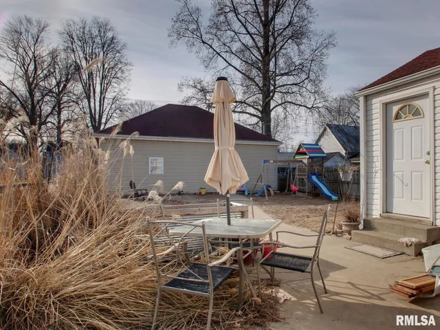 $194,900 | 1604 State Street, Quincy, IL 62301